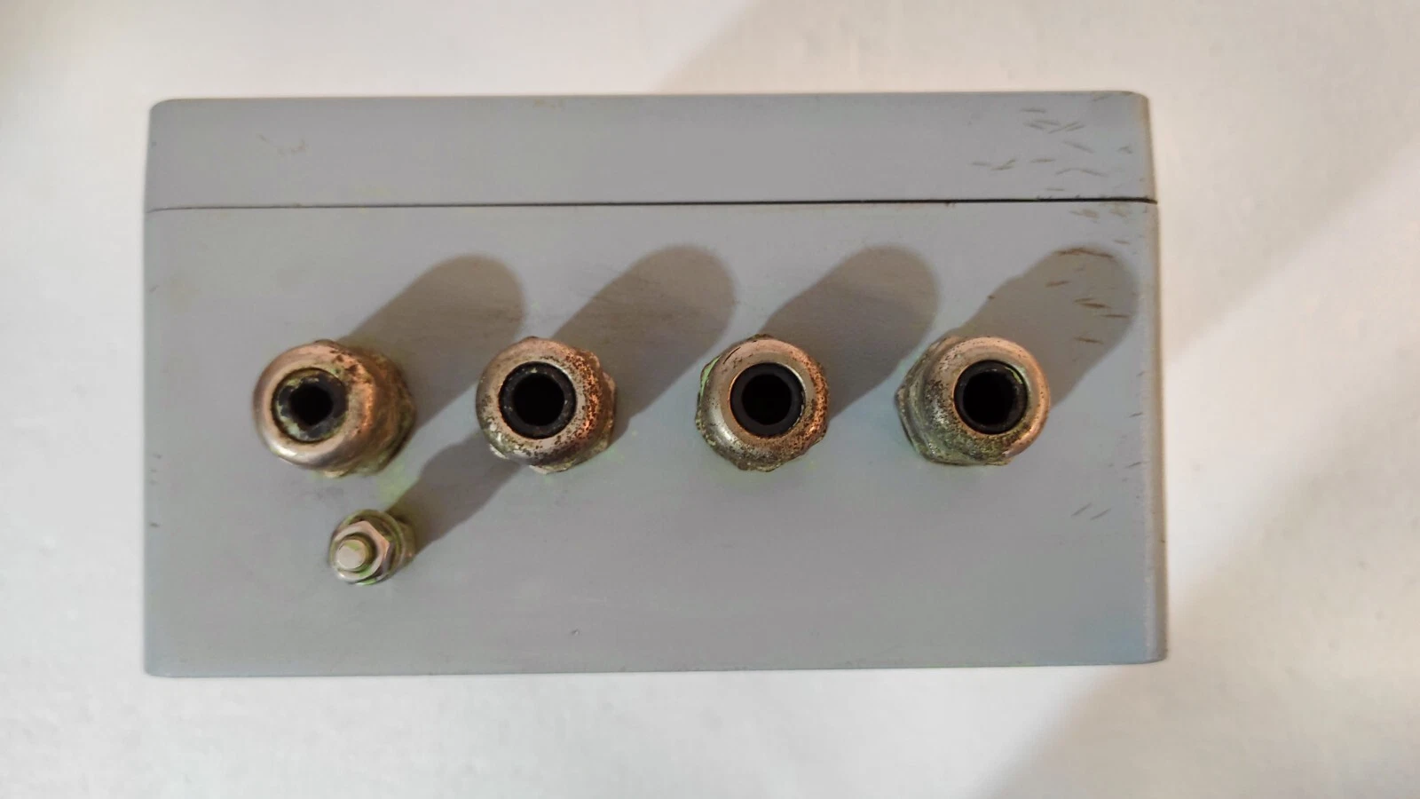 admin/uploads/uploads/Komeco avm-km30-01  AVM-KM30-01 Axial Vibration Monitor_6.webp